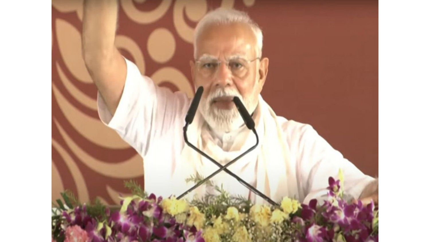पीएम मोदी ने ऑपरेशन सिंदूर के दौरान भारतीय सैन्य पराक्रम की प्रशंसा की, कहा 