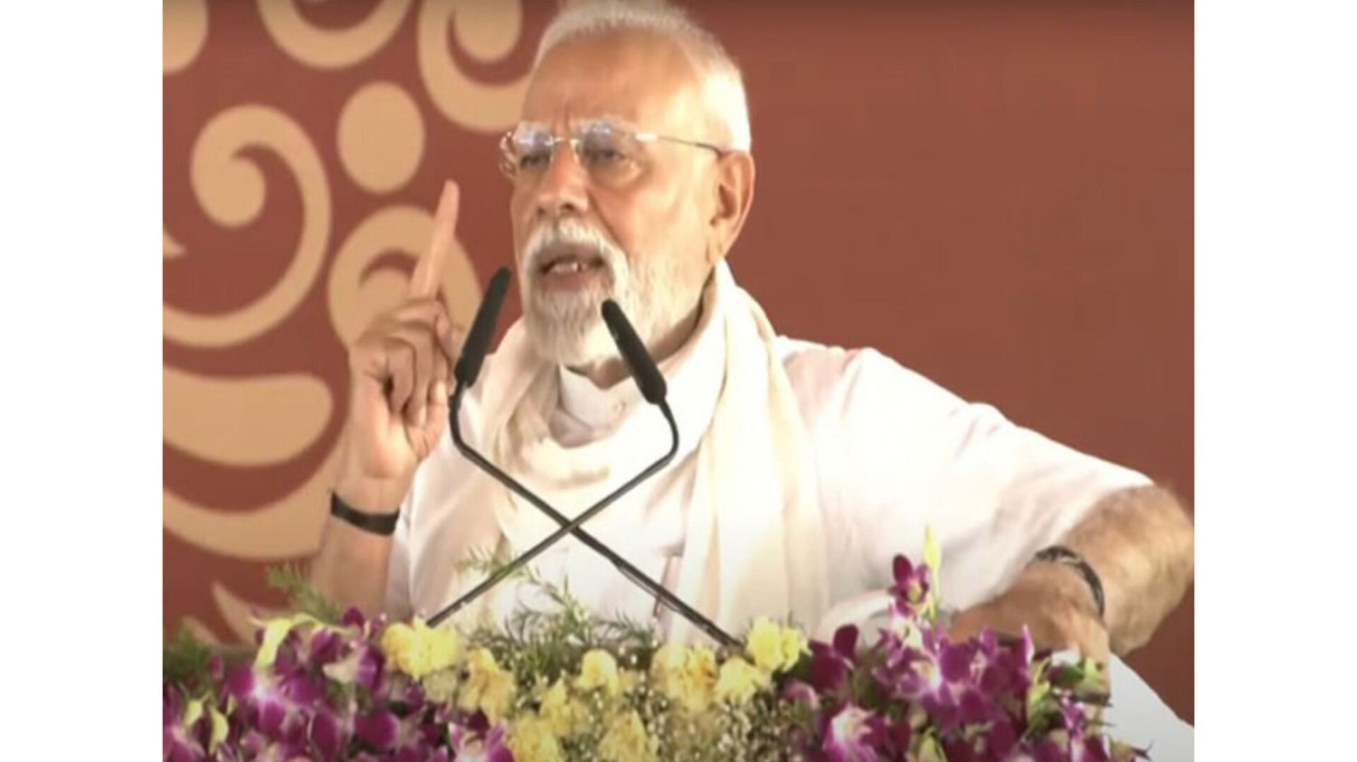 ऑपरेशन सिंदूर: पीएम मोदी ने दी आतंकियों को चेतावनी, कहा 