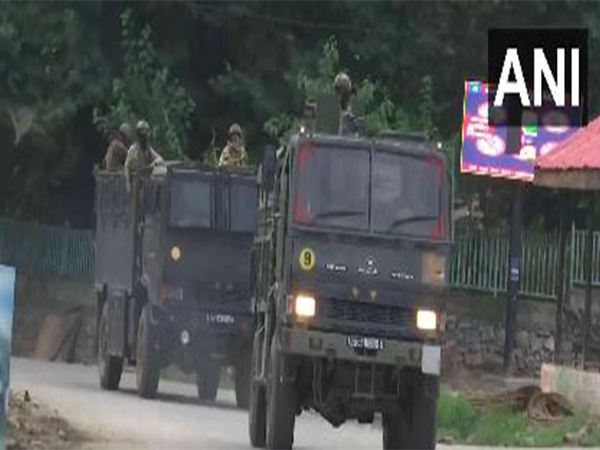 जम्मू-कश्मीर के कुलगाम में आतंकवाद विरोधी अभियान 9वें दिन भी जारी; 2 जवान शहीद, 2 अन्य घायल