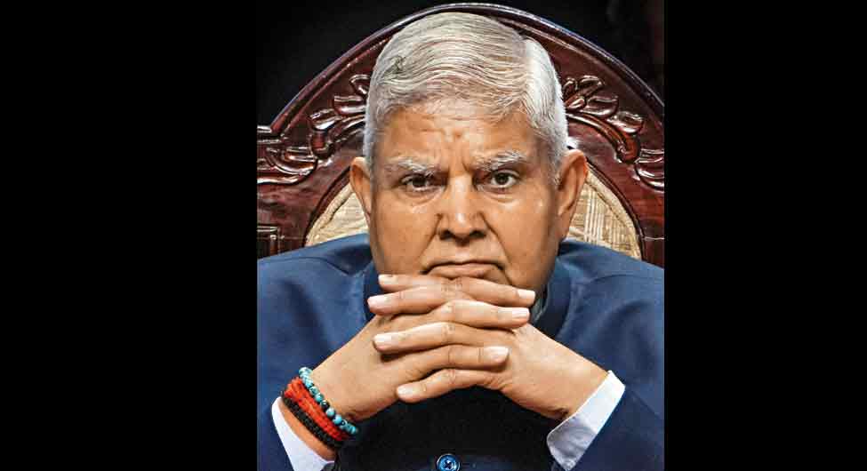 राजनीति: धन(उ)खड़ क्यों गए