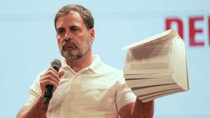 राहुल गांधी के आरोपों के बीच कांग्रेस का पोर्टल लॉन्च, लोगों से कहा- 'वोट चोरी के खिलाफ पंजीकरण करें'