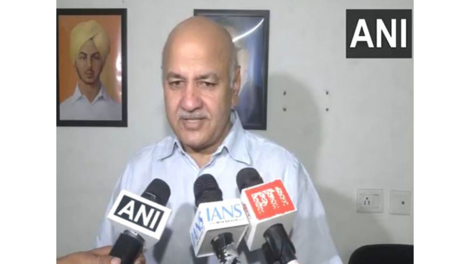 संविधान संशोधन विधेयक पर मनीष सिसोदिया की तीखी टिप्पणी, कहा
