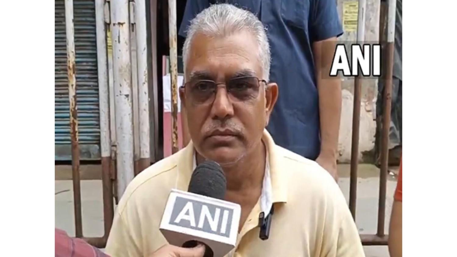भाजपा नेता दिलीप घोष ने ममता बनर्जी पर साधा निशाना, कहा 