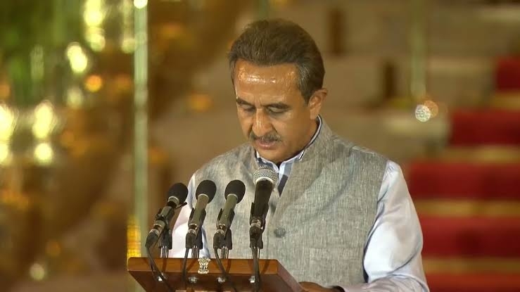 अमेरिकी टैरिफ, पीएम मोदी का चीन दौरा: सरकार की पहली प्रतिक्रिया? मंत्री बोले- दुनिया हमेशा बदलती रहती है