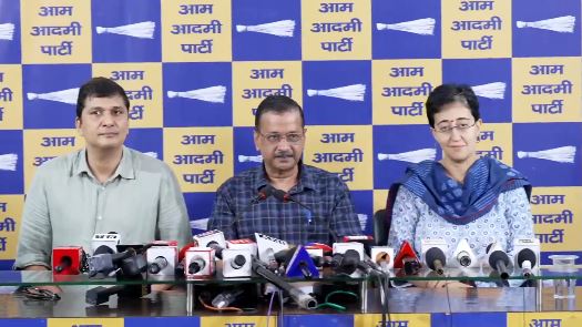 'ट्रंप पर 100 फीसदी टैरिफ लगा दो मोदी जी, हम साथ हैं', टैरिफ के मुद्दे पर बोले अरविंद केजरीवाल