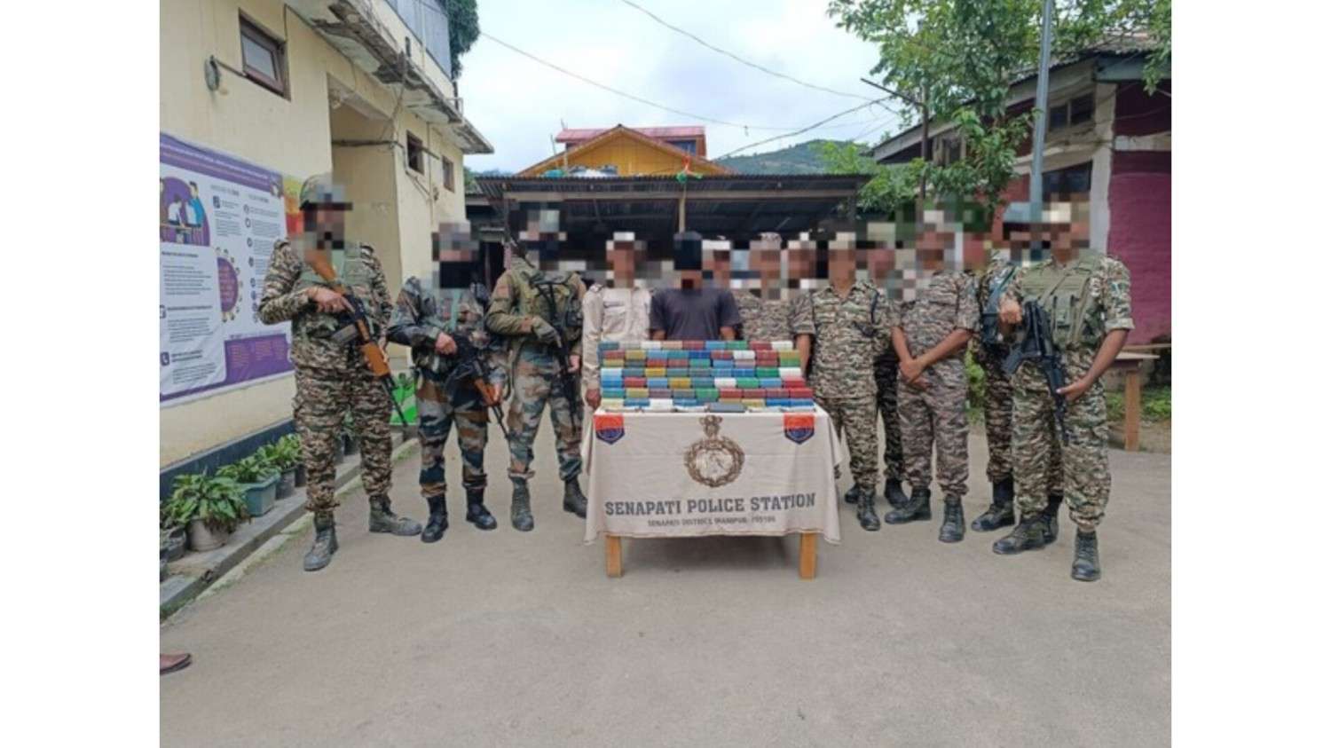 असम राइफल्स ने मणिपुर में चलाया तलाशी अभियान, 7.5 करोड़ रुपये मूल्य के मादक पदार्थ किए बरामद