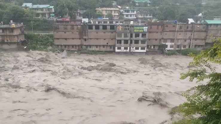 भारत में सितंबर में बारिश की संभावना, मौसम विभाग ने अचानक बाढ़ और भूस्खलन की चेतावनी दी