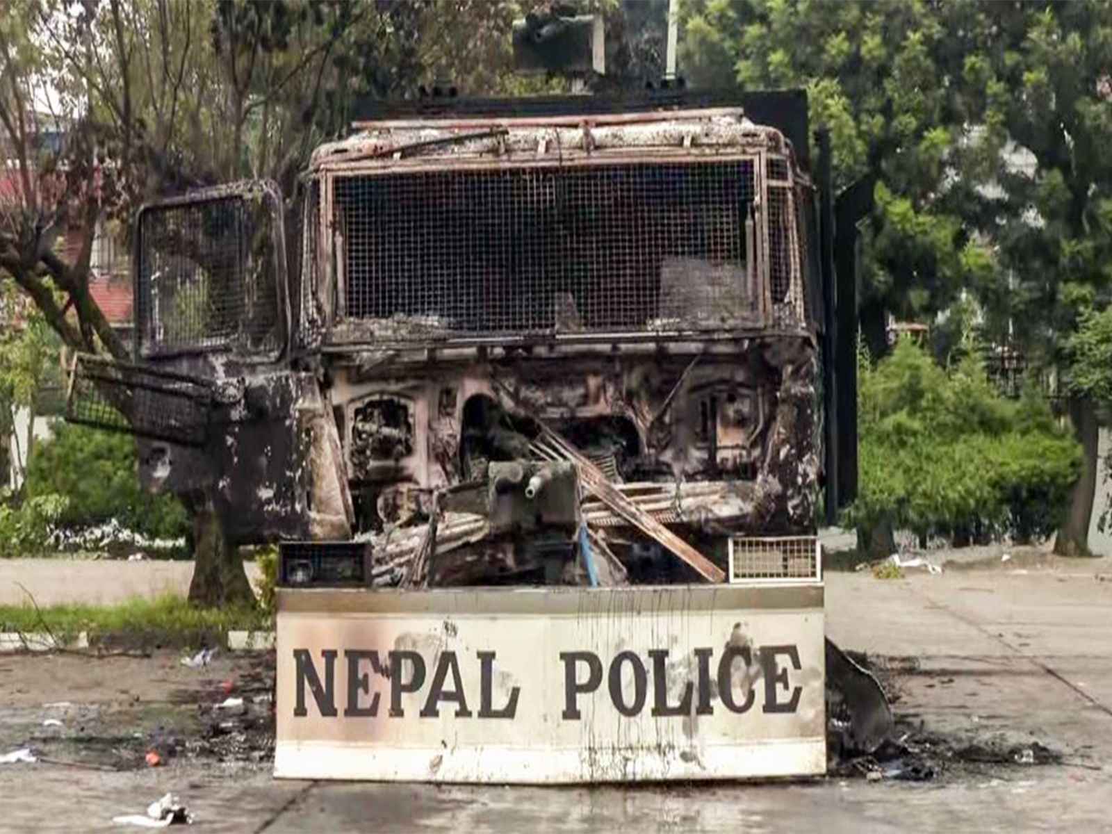 नेपाल: जेन-ज़ी प्रदर्शनों में 34 मौतें, राष्ट्रपति भवन में हाई-लेवल बैठक आज