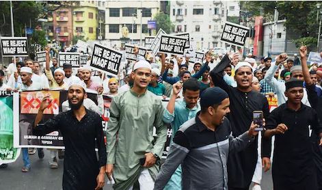 वक्फ संशोधन कानून विवाद: अब तक की घटनाओं का घटनाक्रम, जानें कब-क्या हुआ?