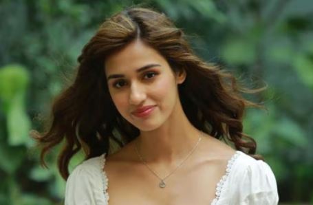 अभिनेत्री दिशा पाटनी के घर के बाहर गोलीबारी करने के दो आरोपी मुठभेड़ में घायल