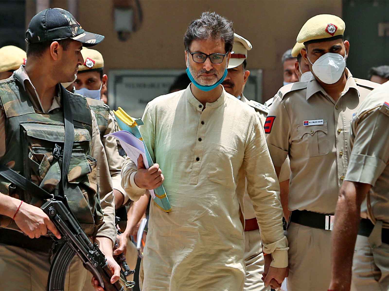 'वाजपेयी से लेकर मनमोहन तक...', जेल में बंद यासीन मलिक के खुलासों से मची सियासी खलबली