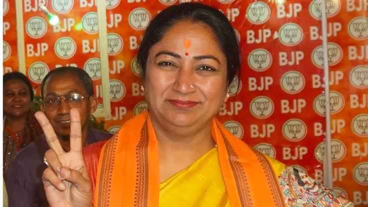 रामलीला-दुर्गा पूजा अब रात 12 बजे तक, सीएम रेखा गुप्ता ने कहा- 'दिल्ली में रामराज्य चाहिए'