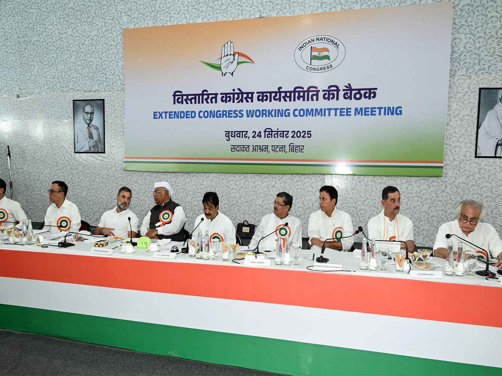 मोदी सरकार पर संस्थाओं को कमजोर करने का आरोप, कांग्रेस CWC ने पटना बैठक में क्या-क्या कहा?