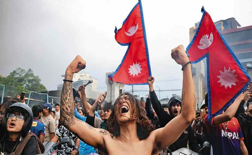 युवा विद्रोह: तख्तापलट का जवां तेवर