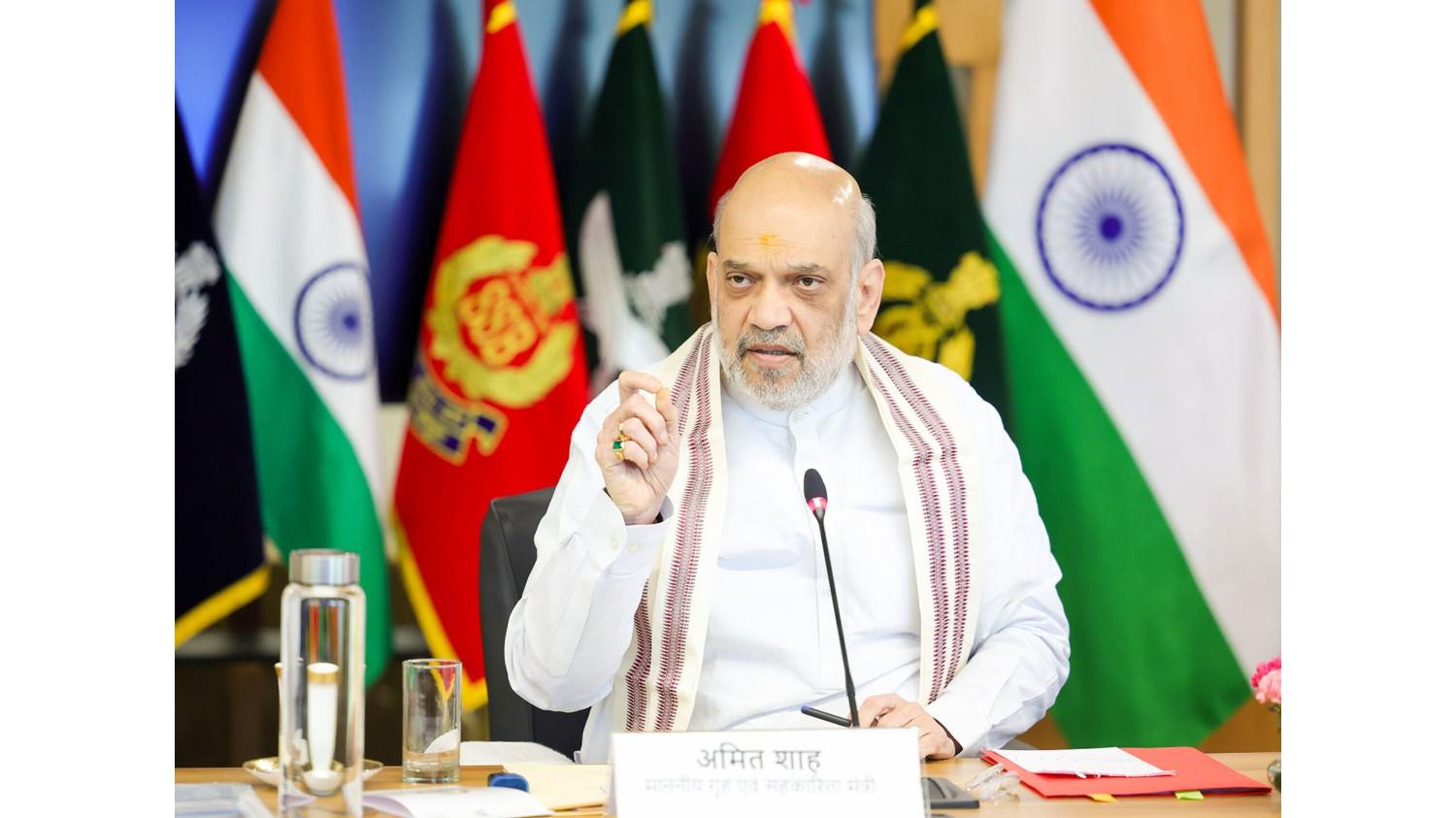 गृह मंत्री अमित शाह ने की जम्मू-कश्मीर की सुरक्षा की समीक्षा, कहा 