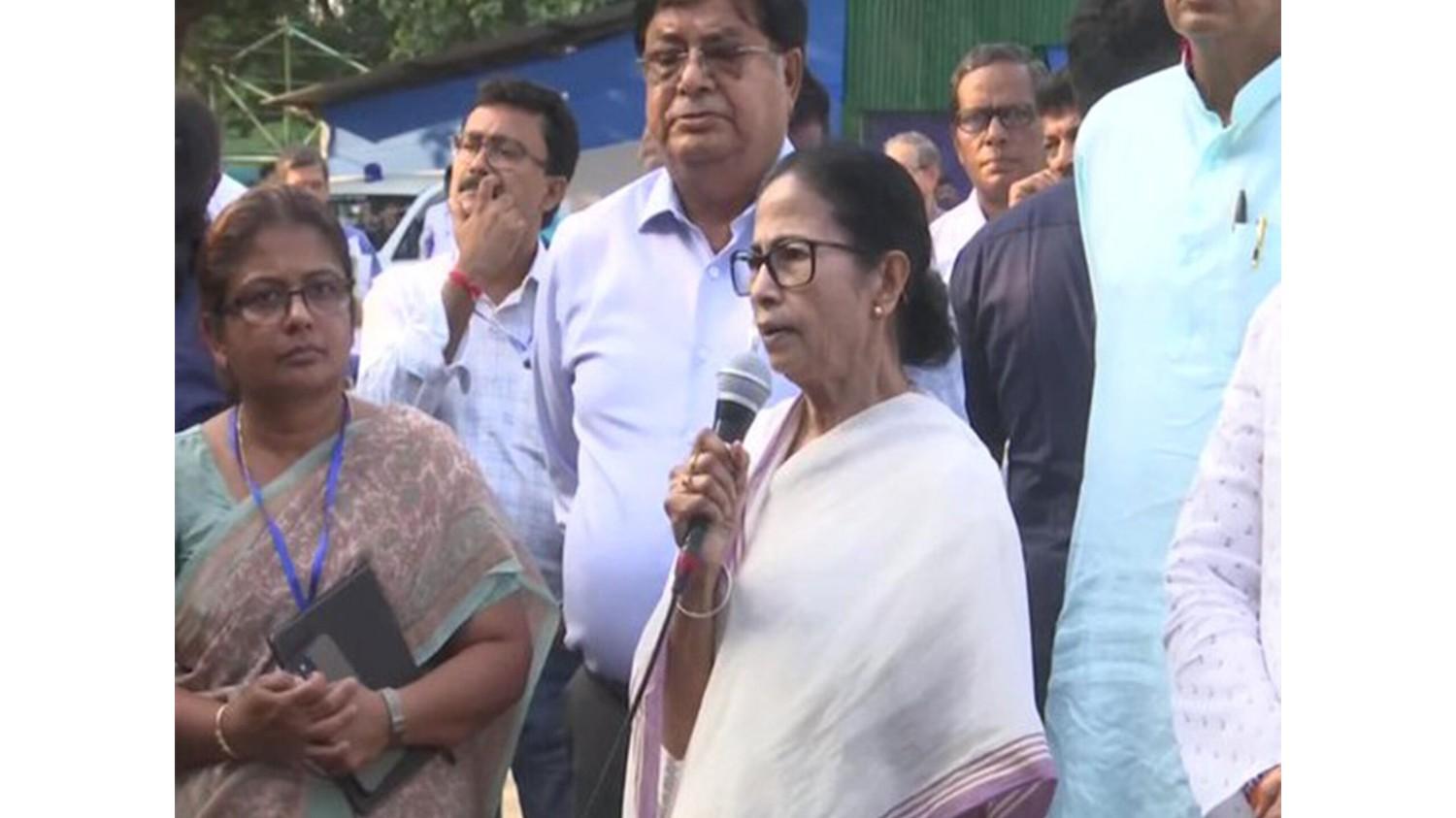 दुर्गापुर गैंगरेप मामले में अपनी टिप्पणी को लेकर ममता बनर्जी ने दी सफाई, कहा 