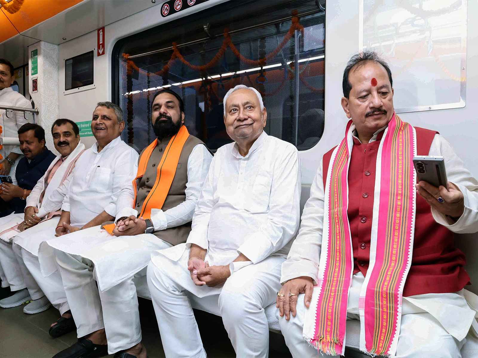 बिहार चुनाव: जेडीयू ने 44 उम्मीदवारों की दूसरी सूची जारी की, इन नामों पर लगी मुहर