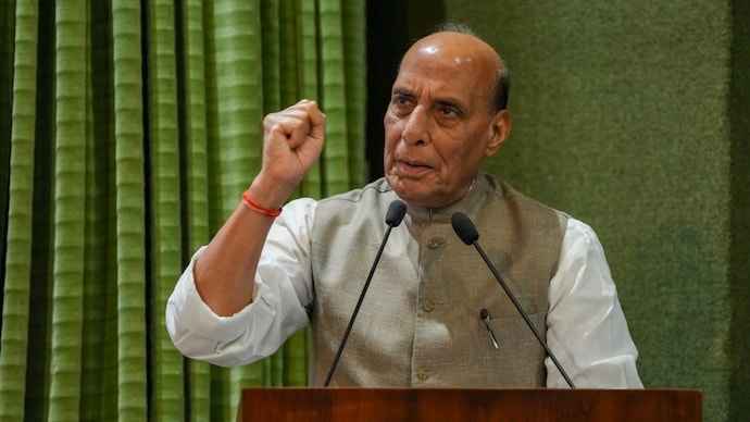 राजनाथ सिंह की पाकिस्तान को चेतावनी; कहा- 'हर इंच ज़मीन ब्रह्मोस की रेंज में, ऑपरेशन सिंदूर बस ट्रेलर था'