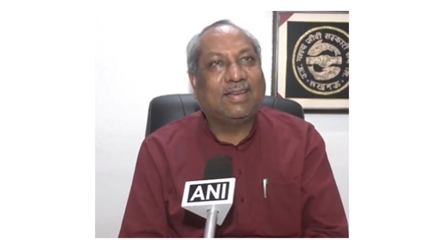 यूपी के मंत्री संजय निषाद ने विपक्ष पर निशाना साधा, कहा 