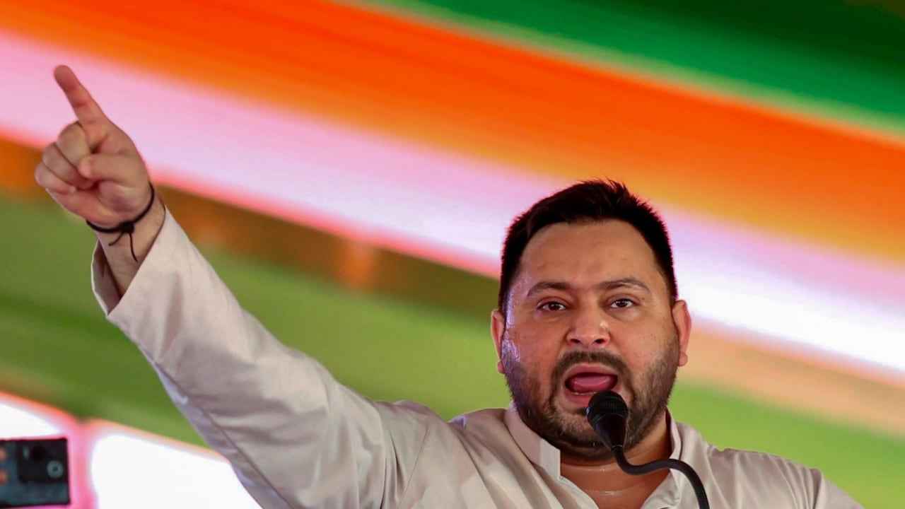 भाजपा डरी हुई है क्योंकि इंडिया गठबंधन ने पिछड़ी जाति के नेता को डिप्टी सीएम उम्मीदवार बना दिया: तेजस्वी
