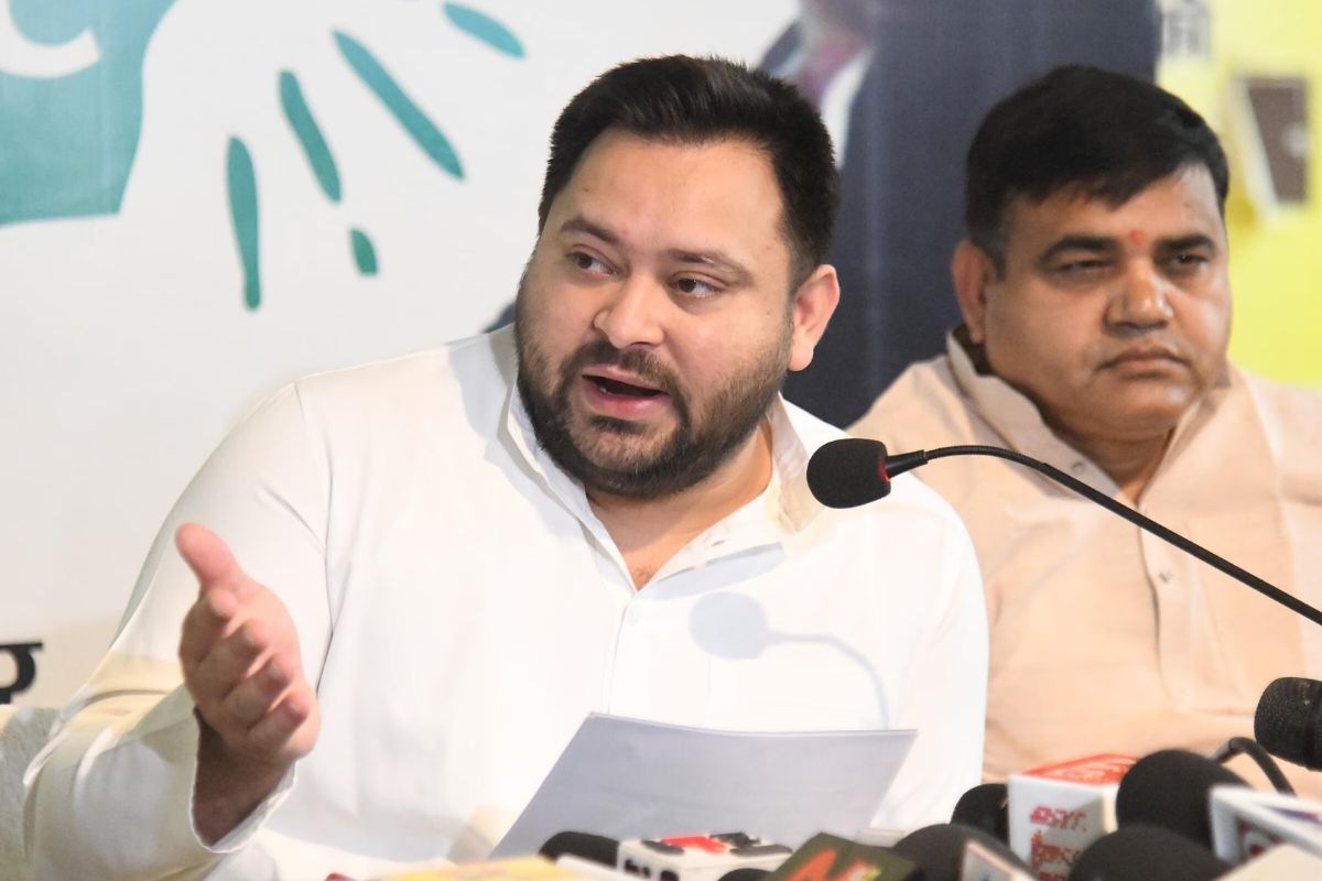 तेजस्वी यादव ने NDA के घोषणापत्र पर ली चुटकी, कहा- 'इसके बजाय माफी पत्र लाना चाहिए '