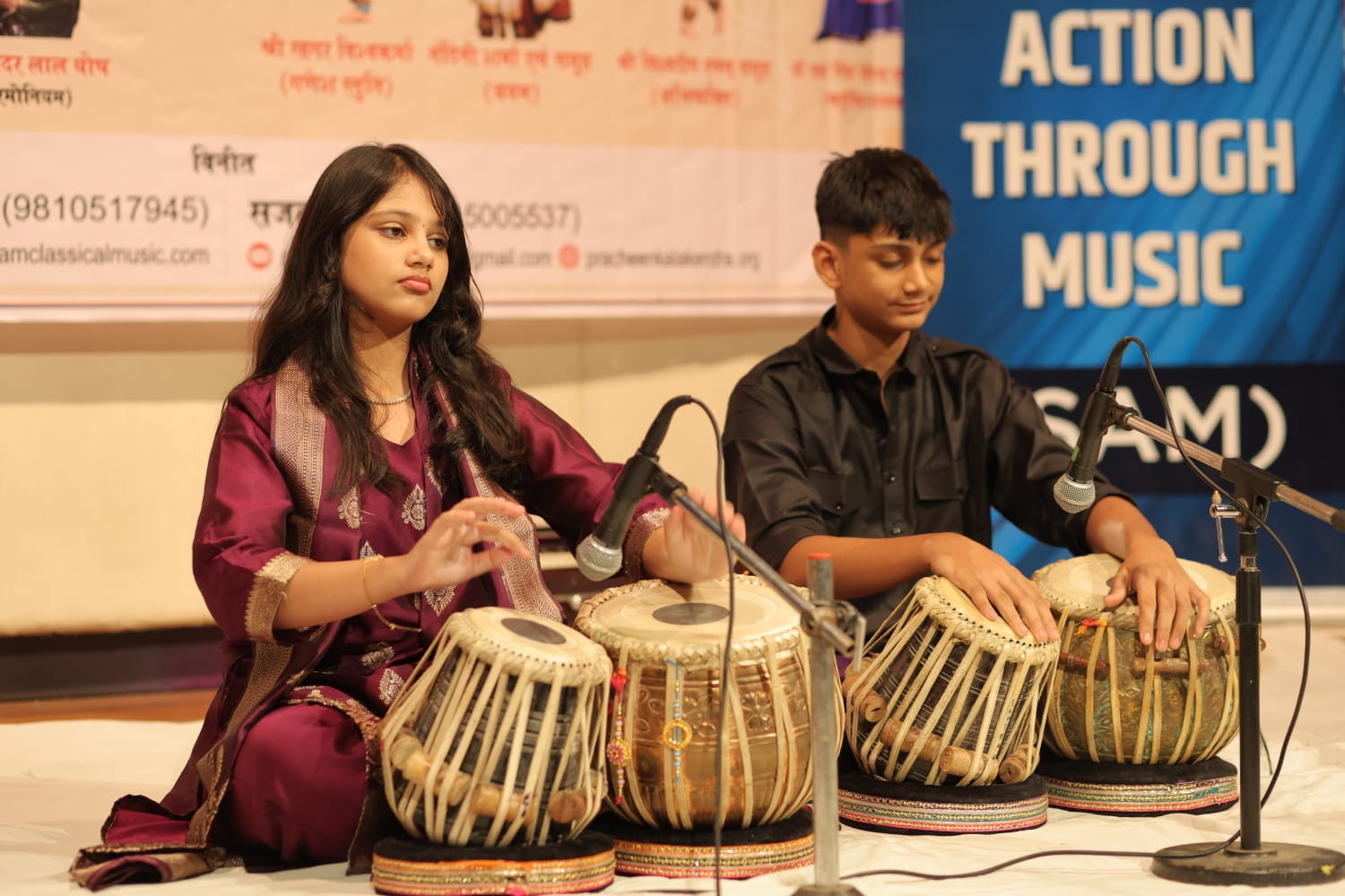 गायन-वादन में सरस भावधारा