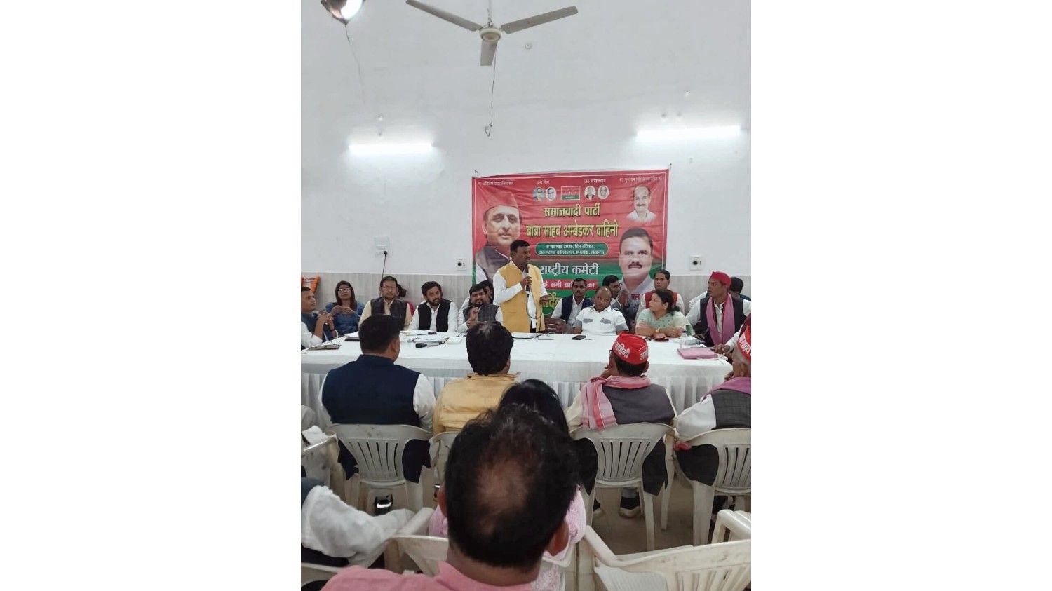 समाजवादी बाबा साहब अम्बेडकर वाहिनी राष्ट्रीय कार्यकारिणी  की हुई लखनऊ में बैठक, बाबा साहब डॉ भीमराव अम्बेडकर के परिनिर्वाण दिवस कार्यक्रम की रूपरेखा हुई तैयार