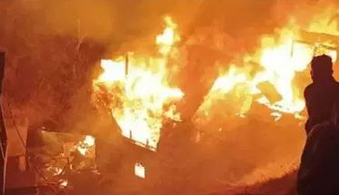 महाराष्ट्र के सांगली में घर में आग लगने से एक ही परिवार के चार लोगों की मौत