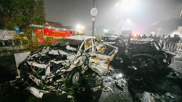 दिल्ली ब्लास्ट: i-20 कार के पुराने मालिक की हुई पहचान, सलमान को पुलिस ने हिरासत में लिया