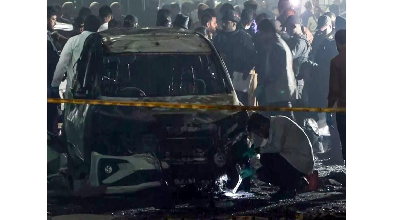 दिल्ली विस्फोट: पुलिस ने यूएपीए और विस्फोटक अधिनियम के तहत मामला दर्ज किया