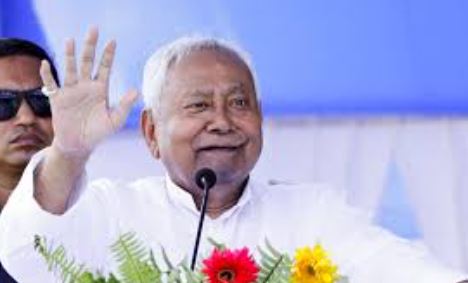 एम के स्टालिन ने निर्णायक जीत के लिए नीतीश कुमार की सराहना की, निर्वाचन आयोग की निंदा की