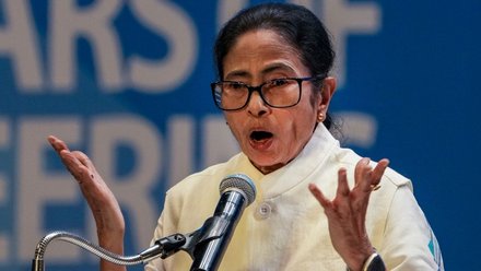 भाजपा पश्चिम बंगाल में 1.5 करोड़ मतदाताओं के नाम हटवाना चाहती है: SIR पर ममता बनर्जी