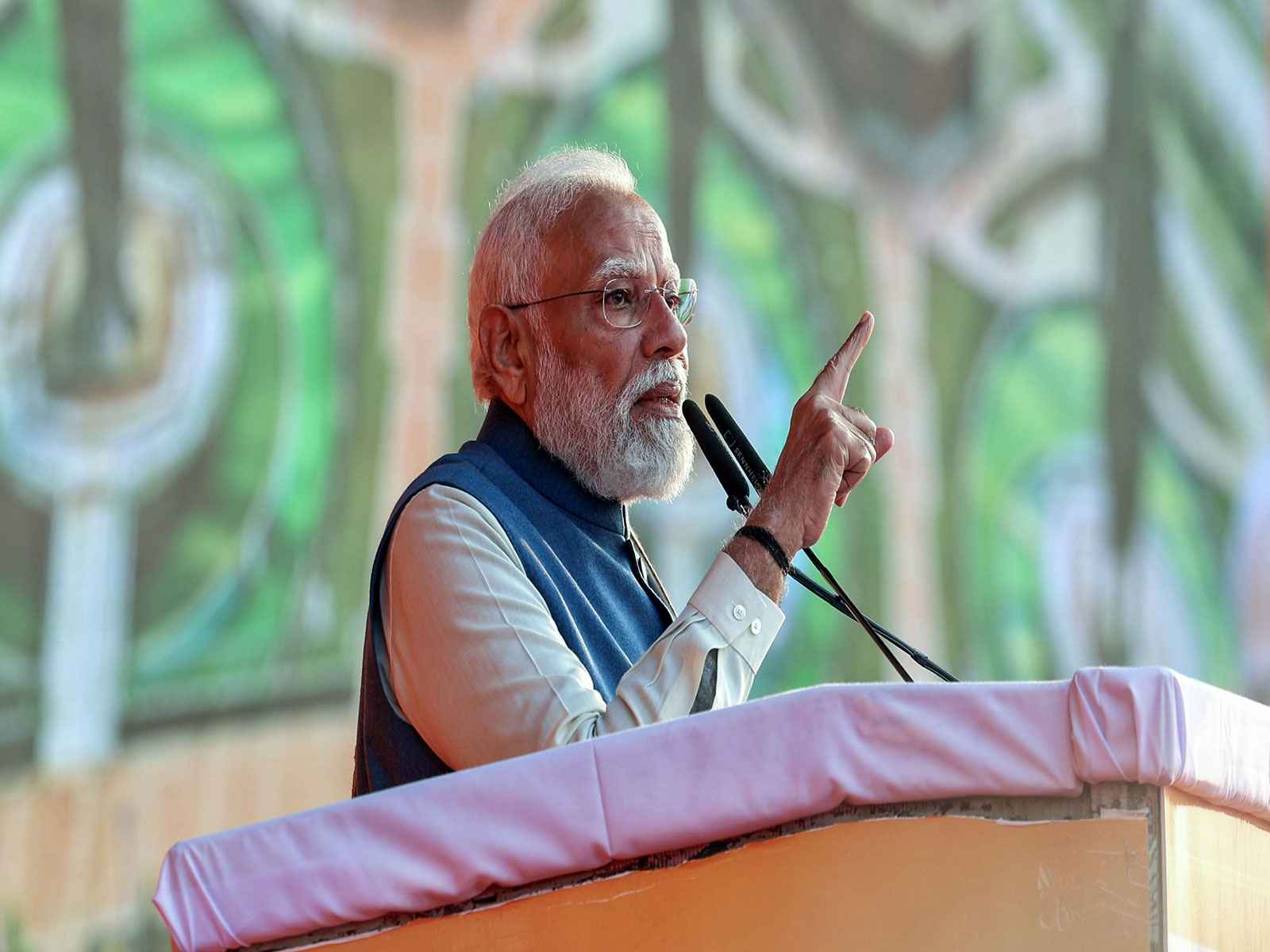 वीर बाल दिवस साहिबजादों के बलिदान को याद करने का दिन है: पीएम मोदी