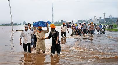 वर्ष 2025: पंजाब ने दशकों की सबसे भीषण बाढ़ का सामना किया; कई युवा अमेरिका से निर्वासित किए गए