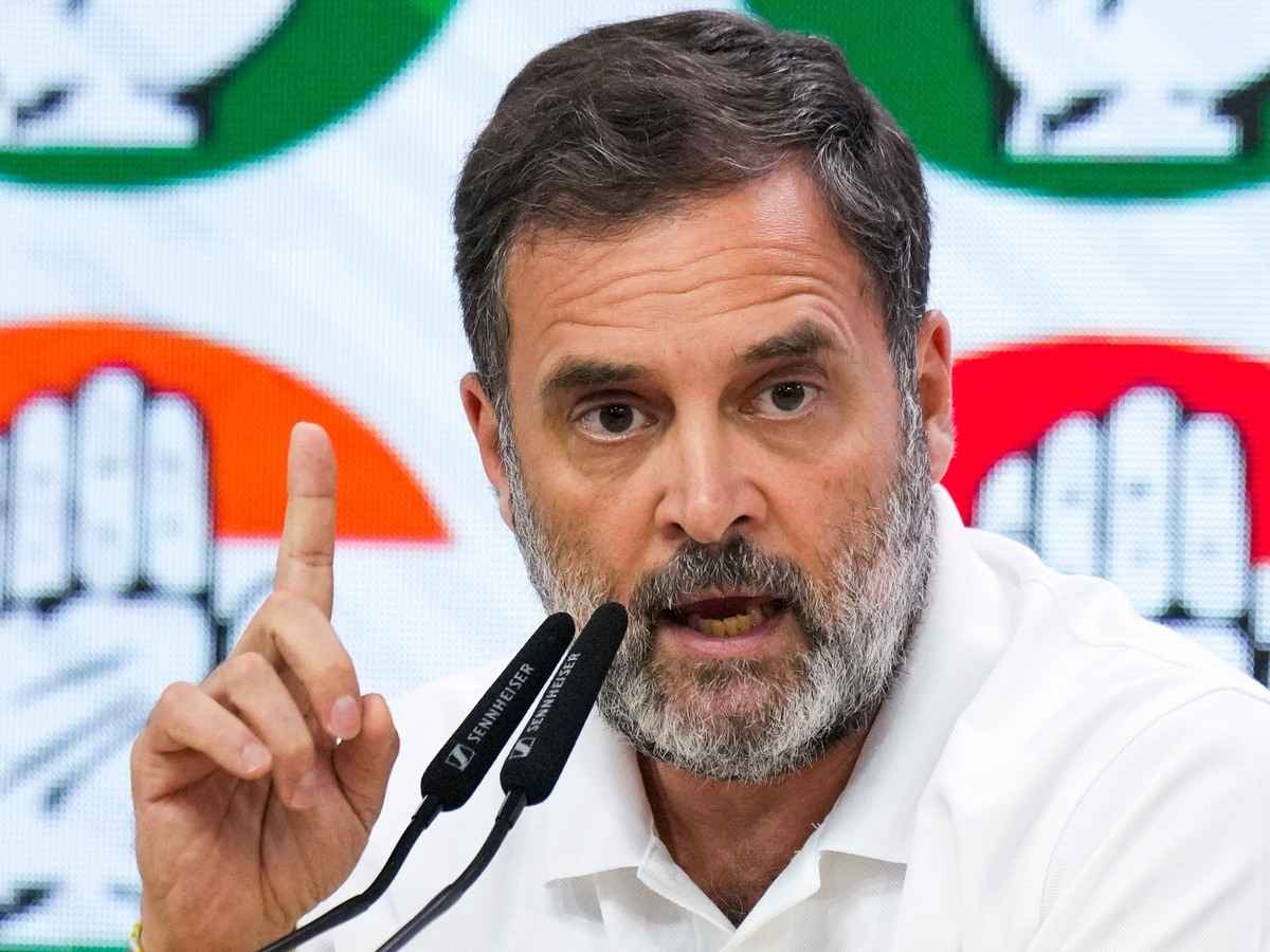 'BJP नफरत को सामान्य बना रही, हम मृत समाज न बनें': त्रिपुरा छात्र हत्याकांड पर राहुल गांधी