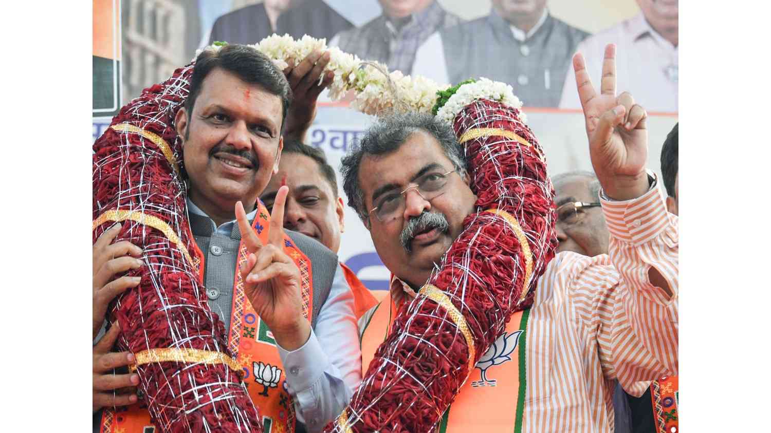 महाराष्ट्र: बीएमसी चुनावों में भाजपा-सेना गठबंधन बहुमत के करीब, 'ठाकरे ब्रांड' पिछड़ा, पुणे में पवार की रणनीति रही विफल