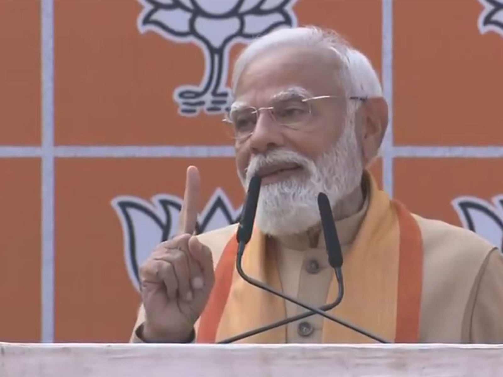 BJP अध्यक्ष की ताजपोशी के बाद मोदी का बयान, कहा- 'नितिन नबीन बॉस हैं और मैं पार्टी कार्यकर्ता'