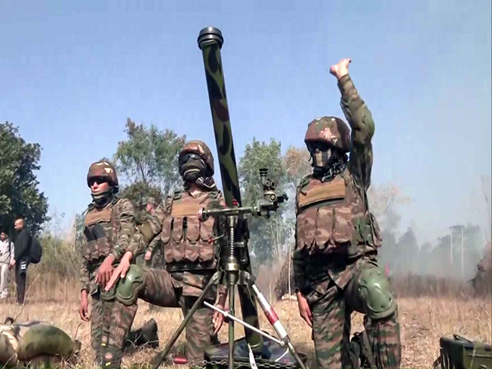 केंद्रीय बजट 2026: सेना की मजबूती के लिए 7.8 लाख करोड़, हथियारों की खरीद पर ज़ोर