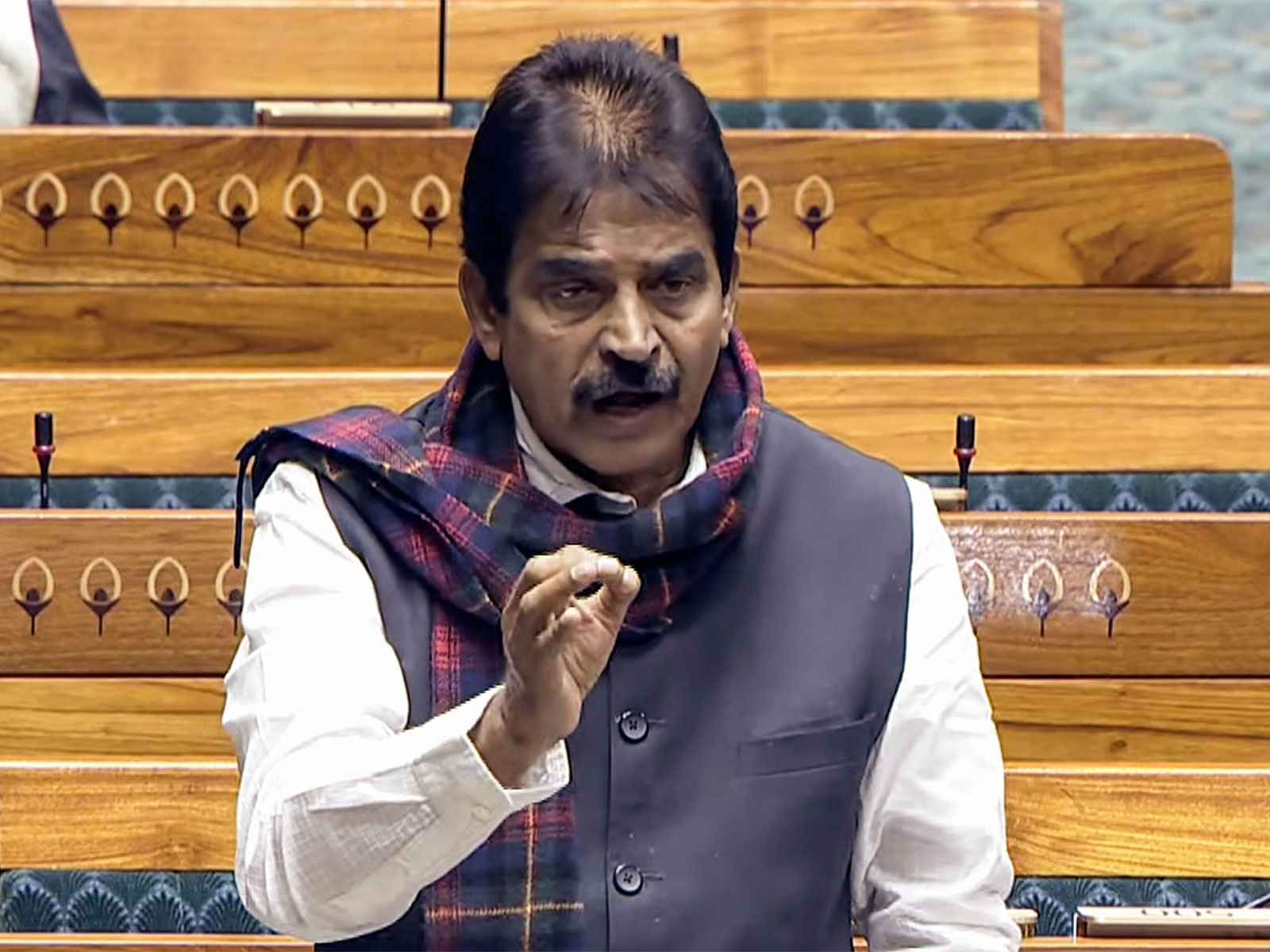 असम CM के कथित वीडियो पर बवाल, कांग्रेस बोली- ‘यह ट्रोल नहीं, शीर्ष नेतृत्व का ज़हर है’