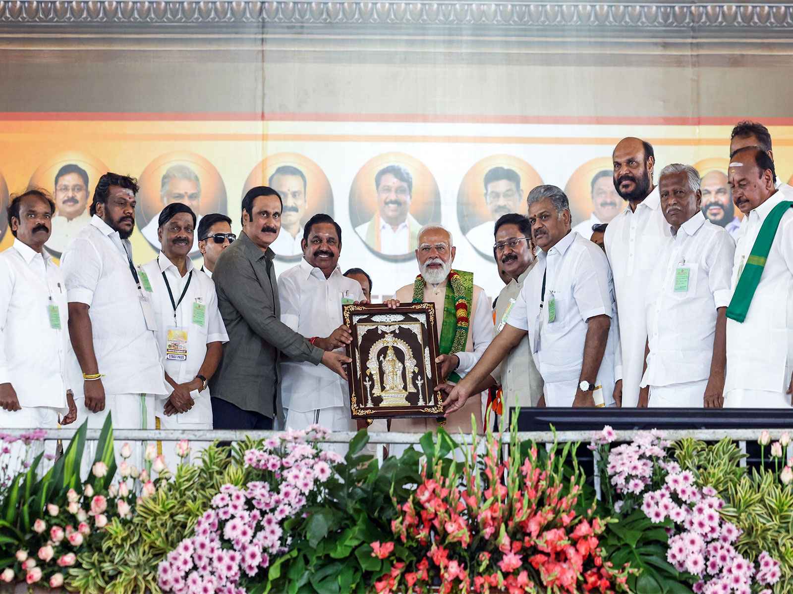 तमिलनाडु चुनाव: AIADMK ने 169 सीटों पर लड़ने का किया ऐलान, BJP को 27 सीटें