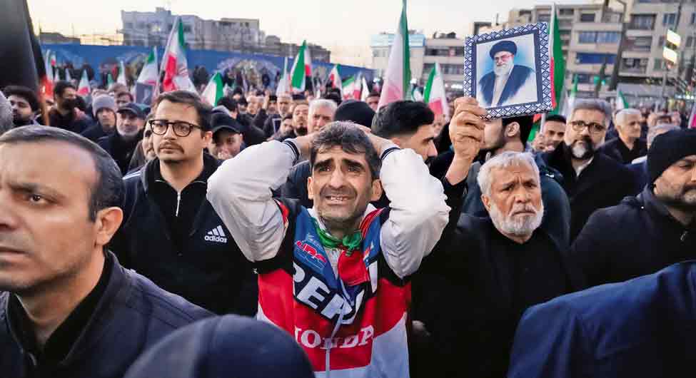 पश्चिम एशिया जंगः युद्ध की कीमत कौन चुकाता है?