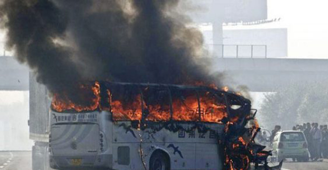 चीन में बस में लगी आग, 35 की मौत, 20 घायल