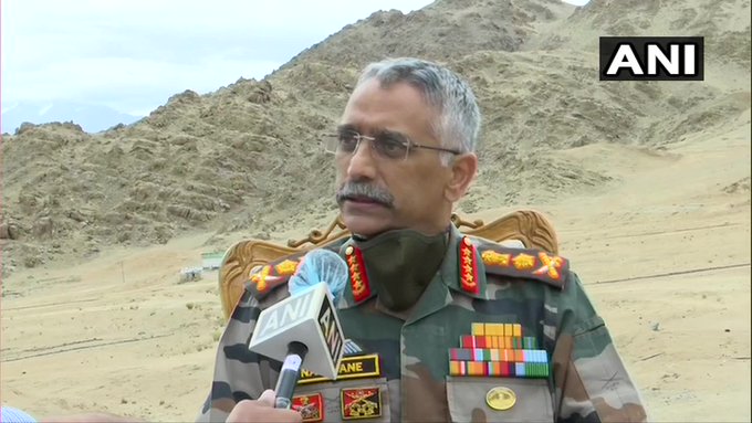 लद्दाख में बोले सेना प्रमुख, एलएसी पर स्थिति 'थोड़ा तनावपूर्ण', सैनिक तैयार