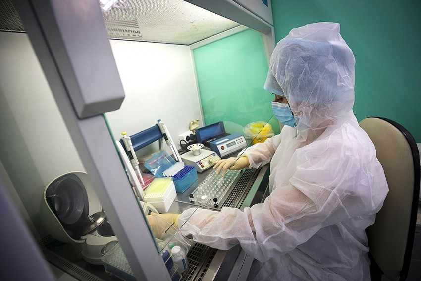 रूस में दुनिया की पहली कोरोना वायरस वैक्सीन का सफल परीक्षण, इंसानों के लिए पूरी तरह सुरक्षित