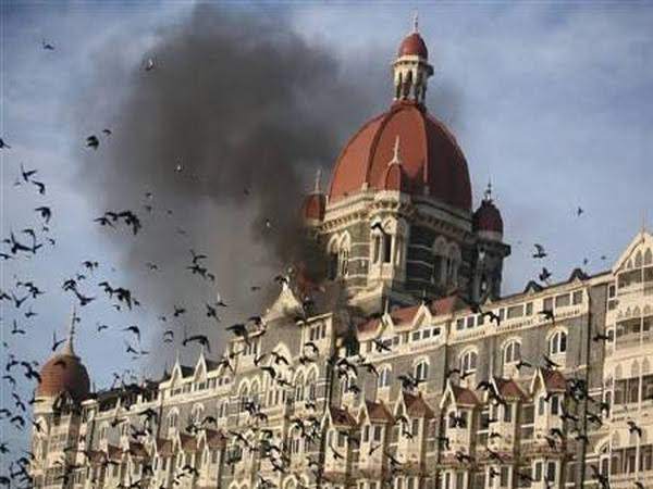 पाकिस्तानी नंबर से आया था मुम्बई को दलहलने वाली धमकी, जाने मुम्बई पुलिस ने और क्या कहा