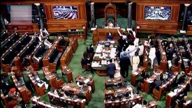 संसद सुरक्षा चूक: कांग्रेस ने कहा, गृह मंत्री के वक्तव्य की मांग जायज, सरकार के इनकार के चलते कार्यवाही बाधित