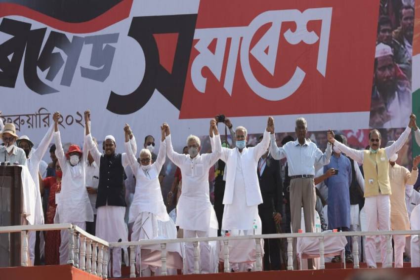 कोलकाता के ब्रिगेड मैदान से लेफ्ट-कांग्रेस-आईएसएफ की हुंकार, टीएमसी और बीजेपी के खिलाफ हुए एकजुट