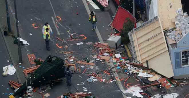 इस्लामिक स्टेट ने ली बर्लिन में ट्रक हमले की जिम्मेदारी