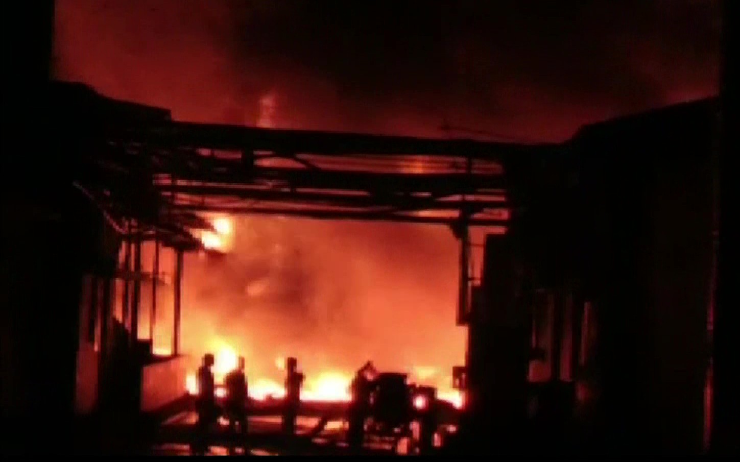 आंध्रप्रदेश: केमिकल प्लांट में आग लगने से छह की मौत, दर्जन भर घायल
