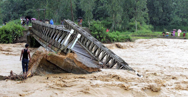 बाढ़ से पूर्वी भारत में तबाही